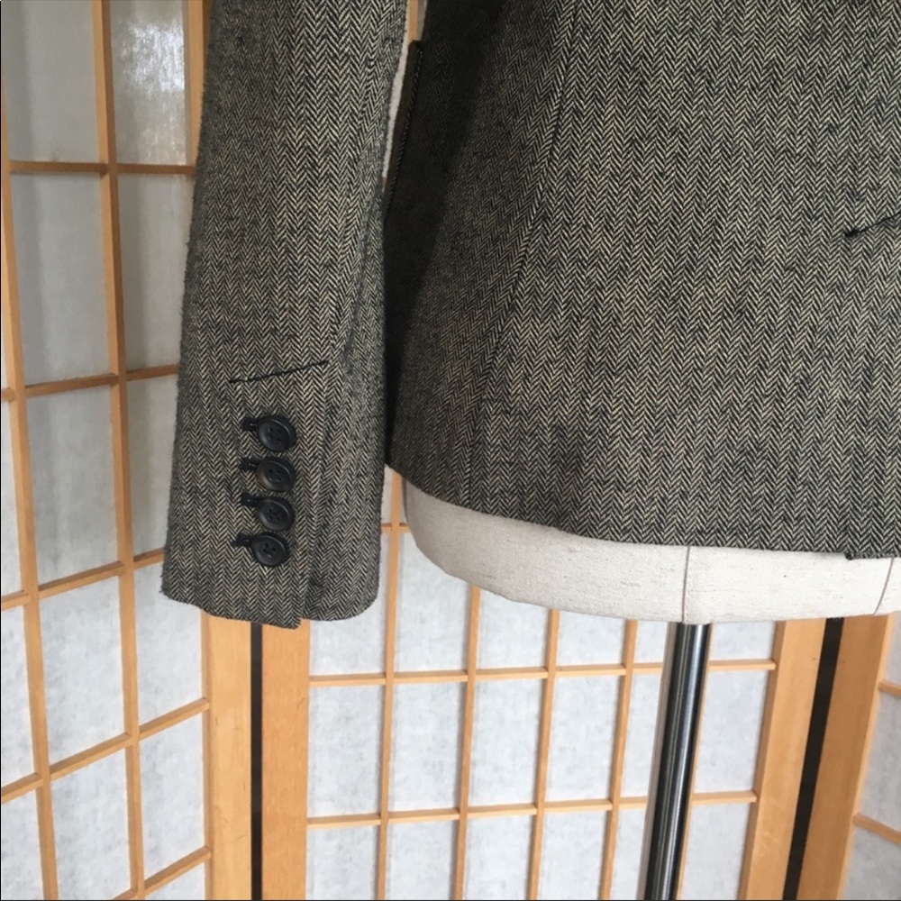 Gap Wool Blend Herringbone Pattern Blazer Sz 4 - image 6